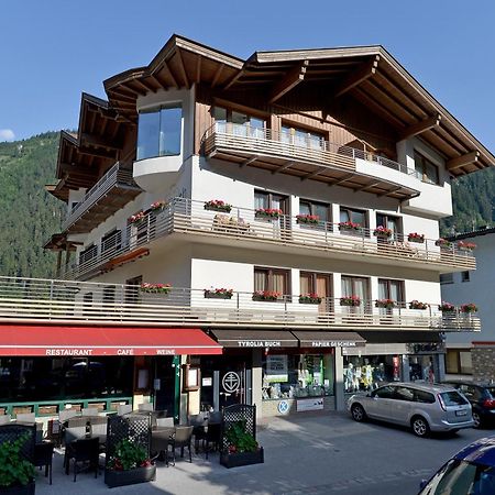Hotel Garni Jennewein Mayrhofen Quarto foto