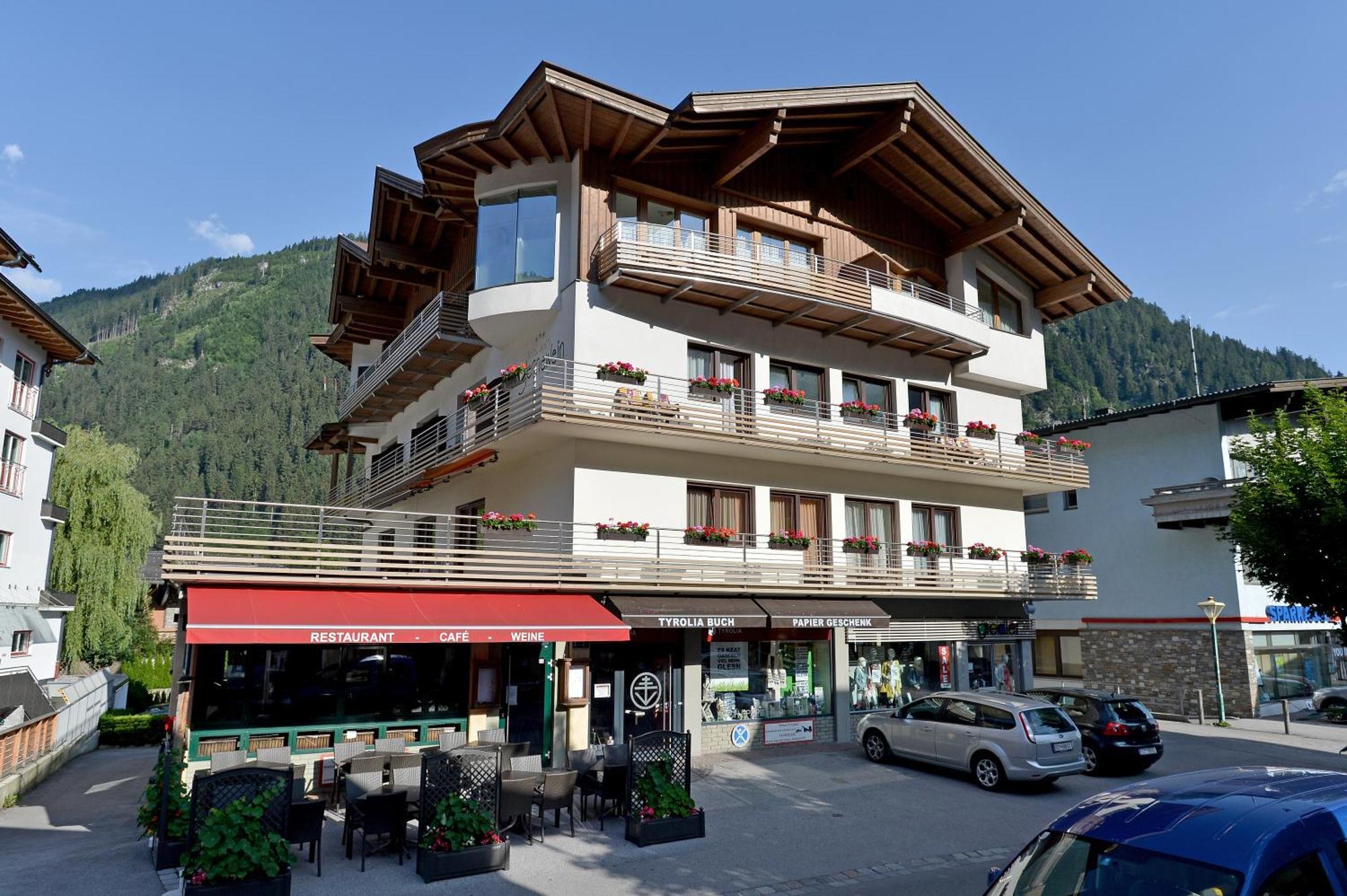 Hotel Garni Jennewein Mayrhofen Quarto foto
